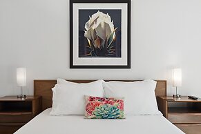 4Square Complex (92961672)