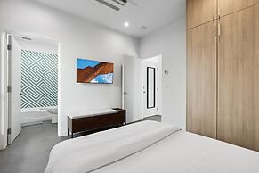 4Square Complex (92961672)