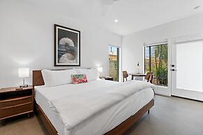 4Square Complex (92961672)