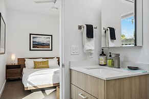 4Square Complex (92961672)