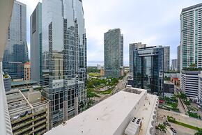 Wonderful 3BR Condo at Brickell