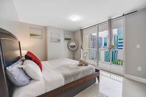 Wonderful 3BR Condo at Brickell