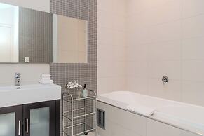 70 Tory Apartment Hotel