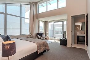 70 Tory Apartment Hotel