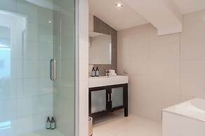 70 Tory Apartment Hotel