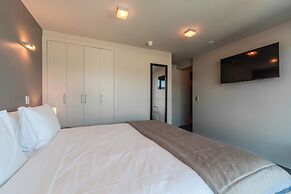 70 Tory Apartment Hotel