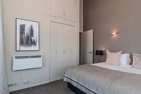 70 Tory Apartment Hotel