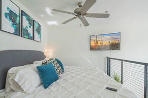 1 BR Loft Views King Beds Shop Dine 4053