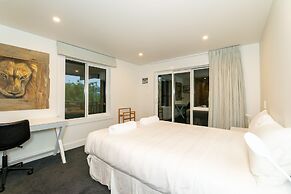 The Kingfisher House - Oneroa