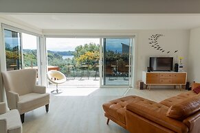 The Kingfisher House - Oneroa