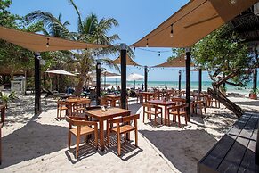 HAU Holbox Beach Front