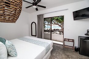 HAU Holbox Beach Front