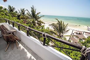 HAU Holbox Beach Front