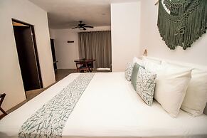 HAU Holbox Beach Front