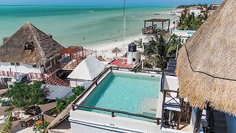 HAU Holbox Beach Front