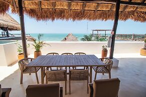 HAU Holbox Beach Front