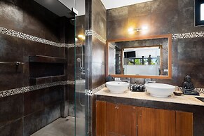 Stylish 3 Bedroom Pool Villa - KBR1