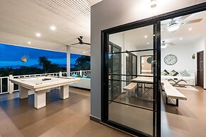 Stylish 3 Bedroom Pool Villa - KBR1