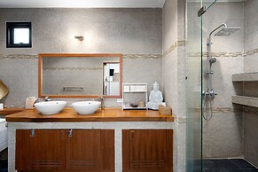 Stylish 3 Bedroom Pool Villa - KBR1