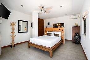 Stylish 3 Bedroom Pool Villa - KBR1