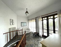 Spacious Maisonette on the 