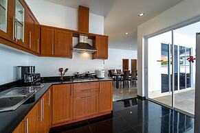 Private 4 Bedroom Pool Villa - NG411