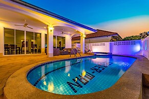Private 4 Bedroom Pool Villa - NG411