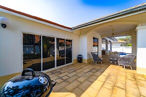 Private 4 Bedroom Pool Villa - NG411