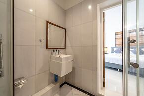 Private 4 Bedroom Pool Villa - NG411