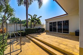 Private 4 Bedroom Pool Villa - NG411