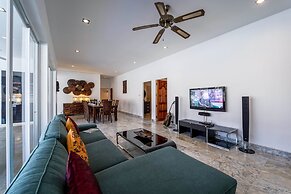 Private 4 Bedroom Pool Villa - NG411