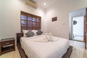 Private 4 Bedroom Pool Villa - NG411