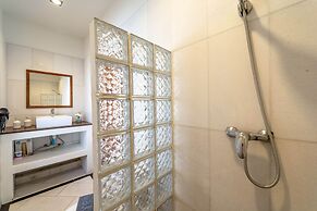 Private 4 Bedroom Pool Villa - NG411