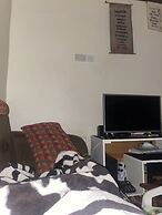 Room in Guest Room - Single Bedroom & Sitting Room