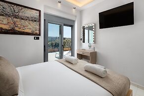 Rhodes Skyline Suite With out Door Jacuzzi Sea View A1