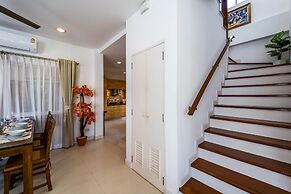 3 Bed Pool Villa in Great Location - STV