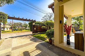 3 Bed Pool Villa in Great Location - STV