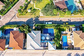 3 Bed Pool Villa in Great Location - STV