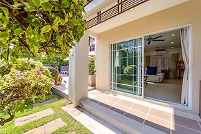 3 Bed Pool Villa in Great Location - STV