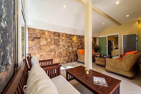 3 Bed Pool Villa in Great Location - STV