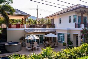 3 Bed Pool Villa in Great Location - STV