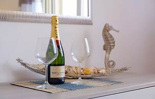 Villa Diamante Torre Lapillo With Air Conditioning, Parking And Wi-fi