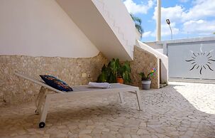 Villa Diamante Torre Lapillo With Air Conditioning, Parking And Wi-fi