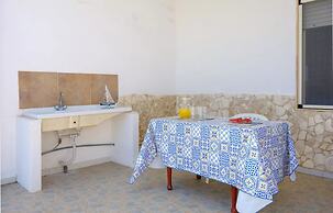 Villa Diamante Torre Lapillo With Air Conditioning, Parking And Wi-fi