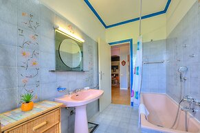 Easy Panorama Apartment Stresa Hill