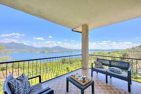Easy Panorama Apartment Stresa Hill