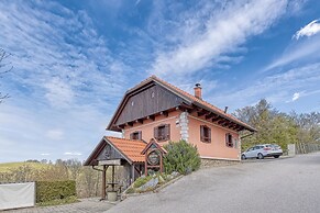 Vineyard Cottage Vesna Lake View