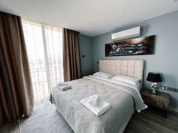 Gorgeous Residence in a Luxury Complex in Kyrenia