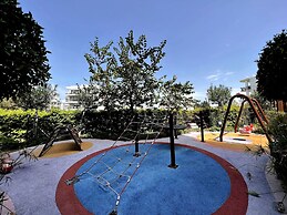 Gorgeous Residence in a Luxury Complex in Kyrenia