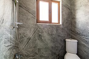 Single House Luminous and Chic Flat in Fatih